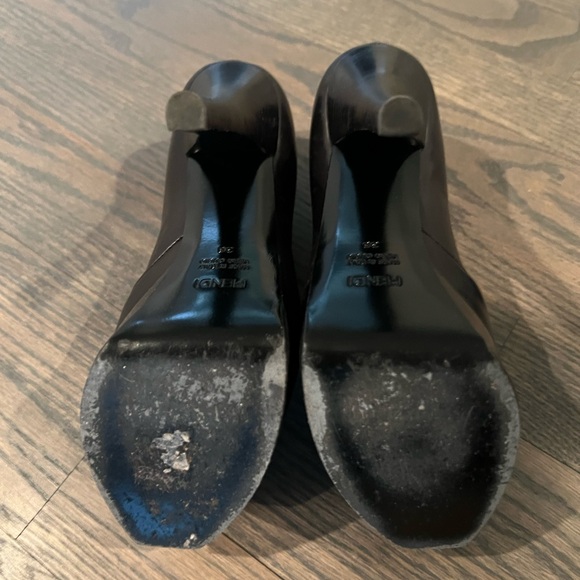 Black Fendi Platform Ankle Bootie - Rarely Worn! - Picture 4 of 9